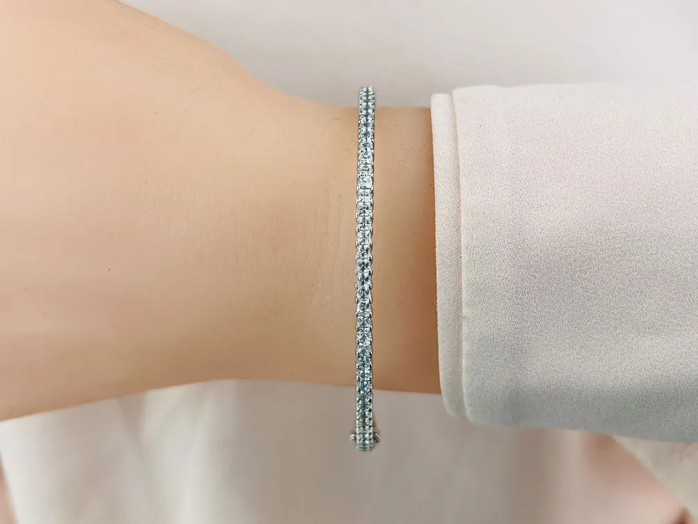 Timeless Elegance Princess Cut Bangle Diamond  with 2.00 ct.(finished) 2mm