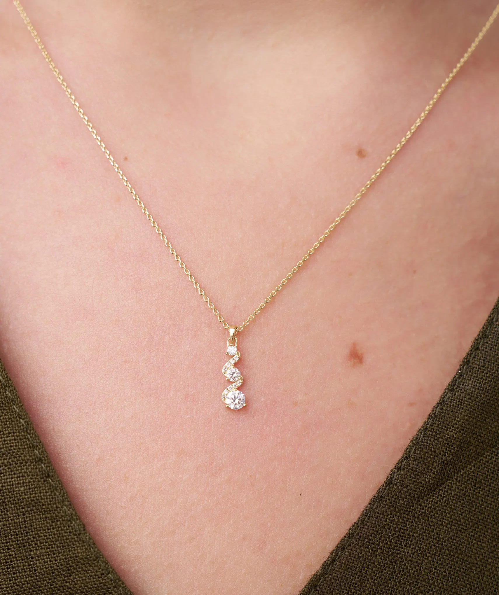 Twinkling Twirl Swirl Pendant