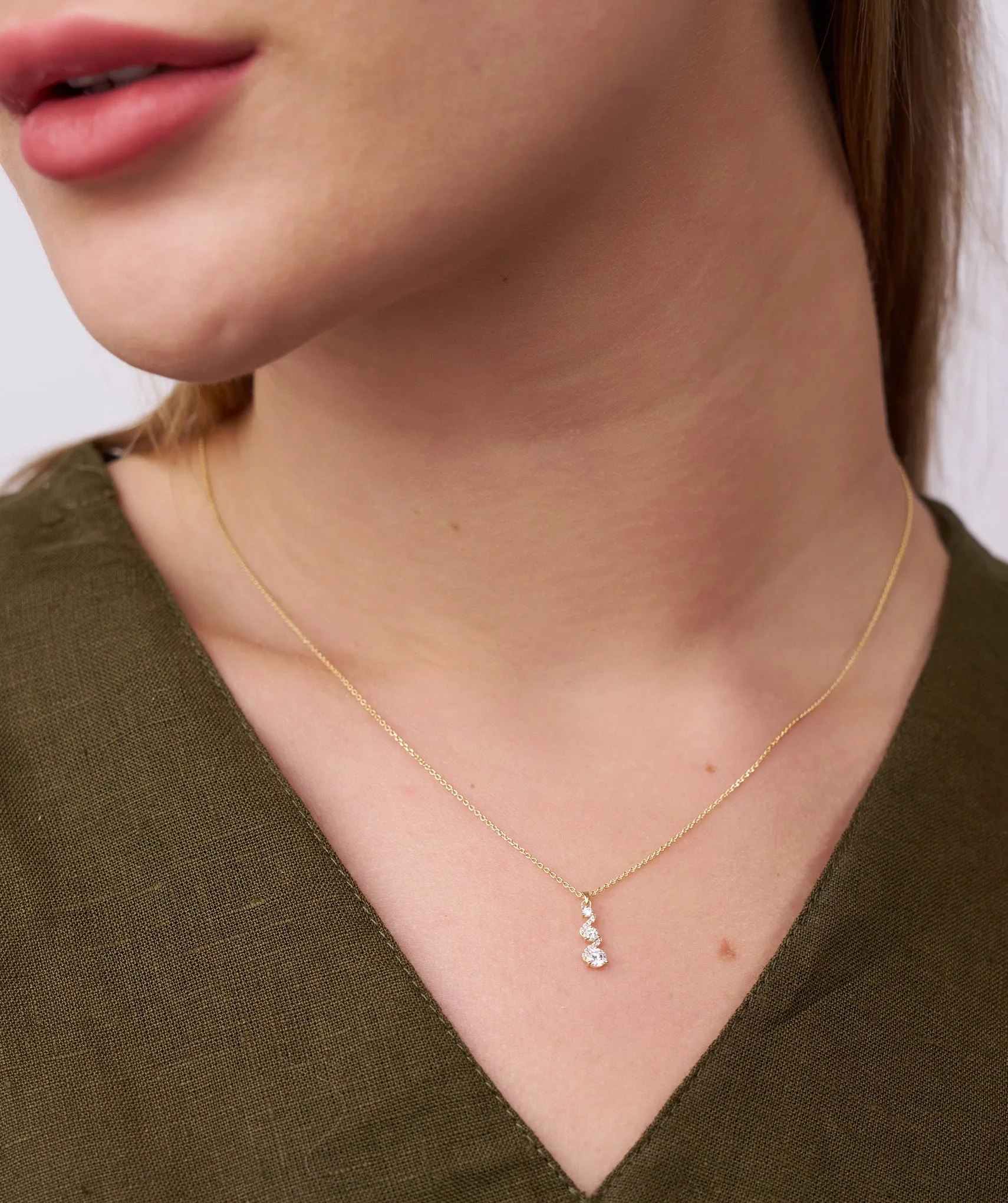 Twinkling Twirl Swirl Pendant