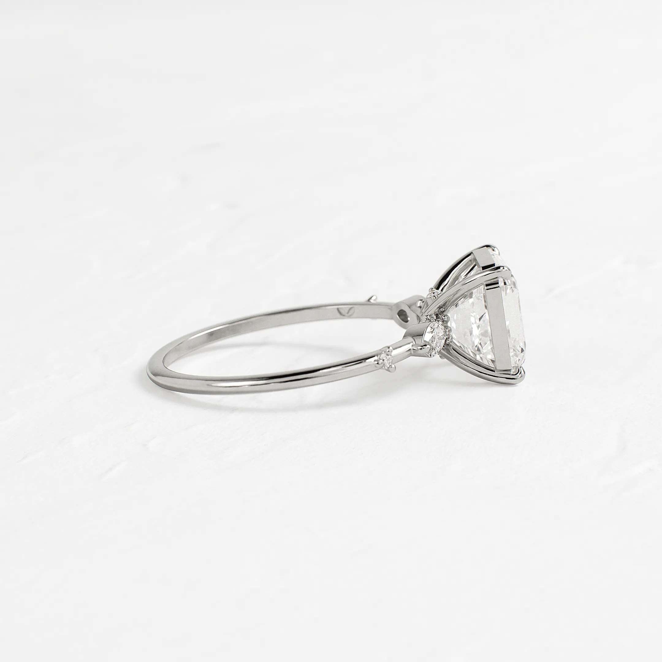 Windlass Ring, Asscher Cut