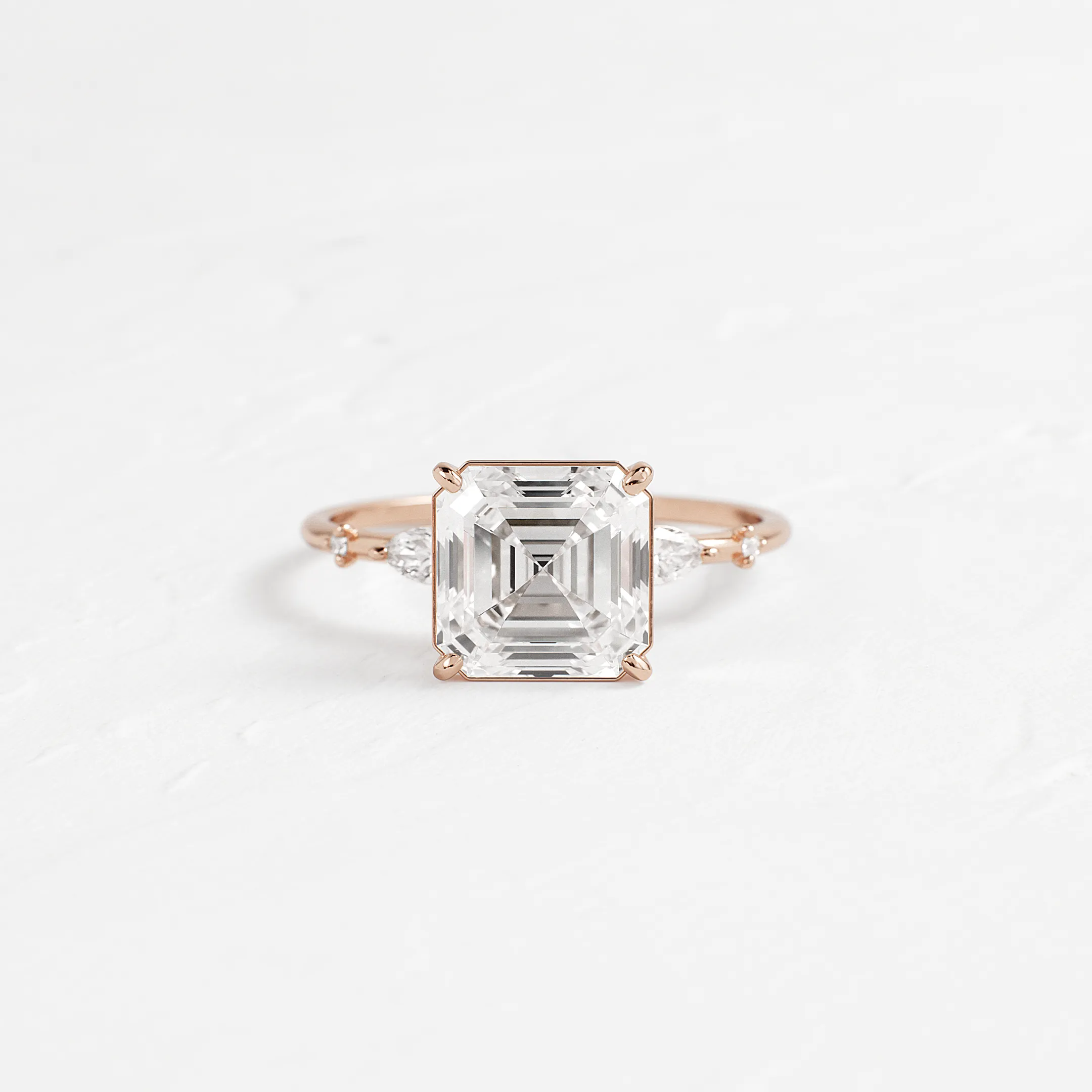 Windlass Ring, Asscher Cut