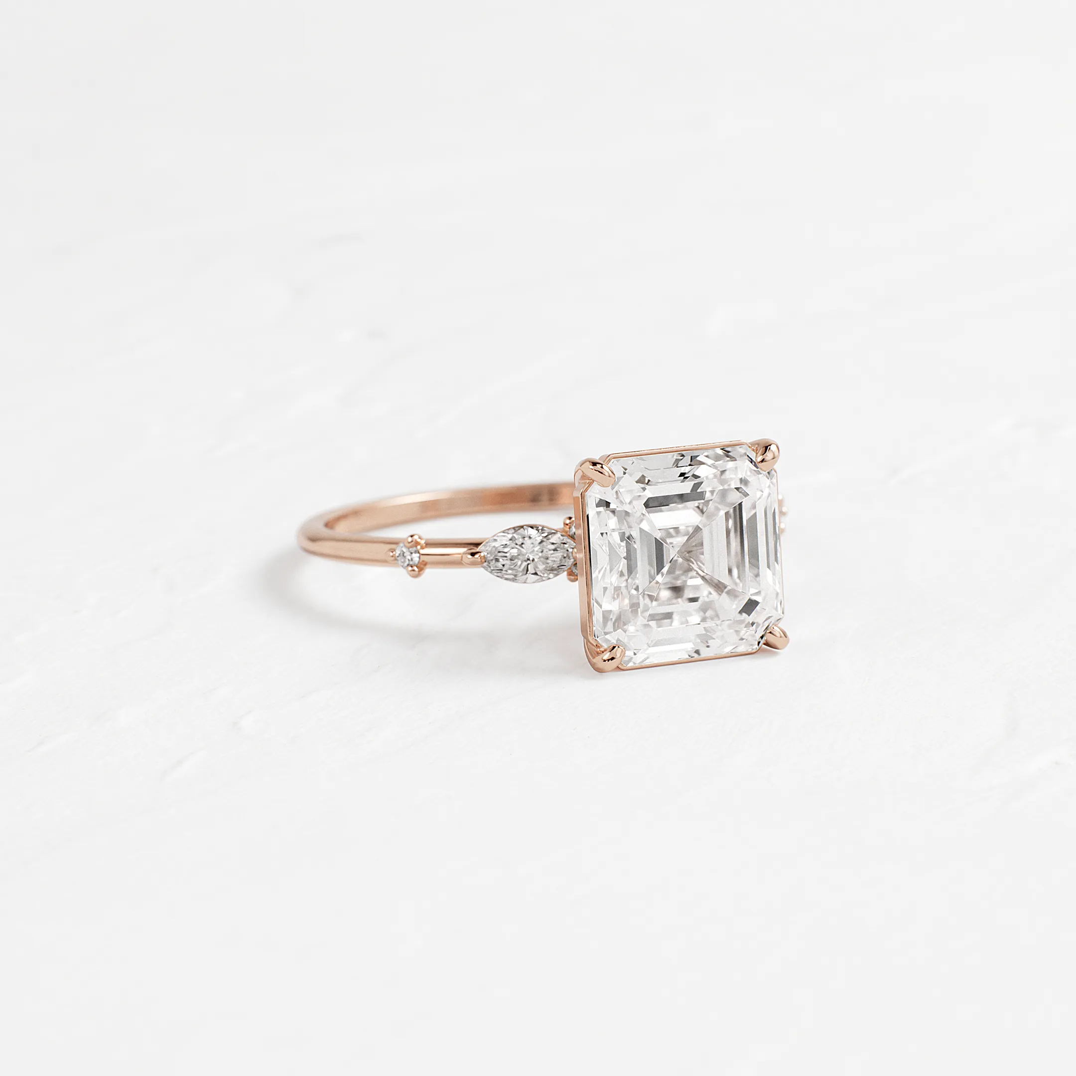 Windlass Ring, Asscher Cut