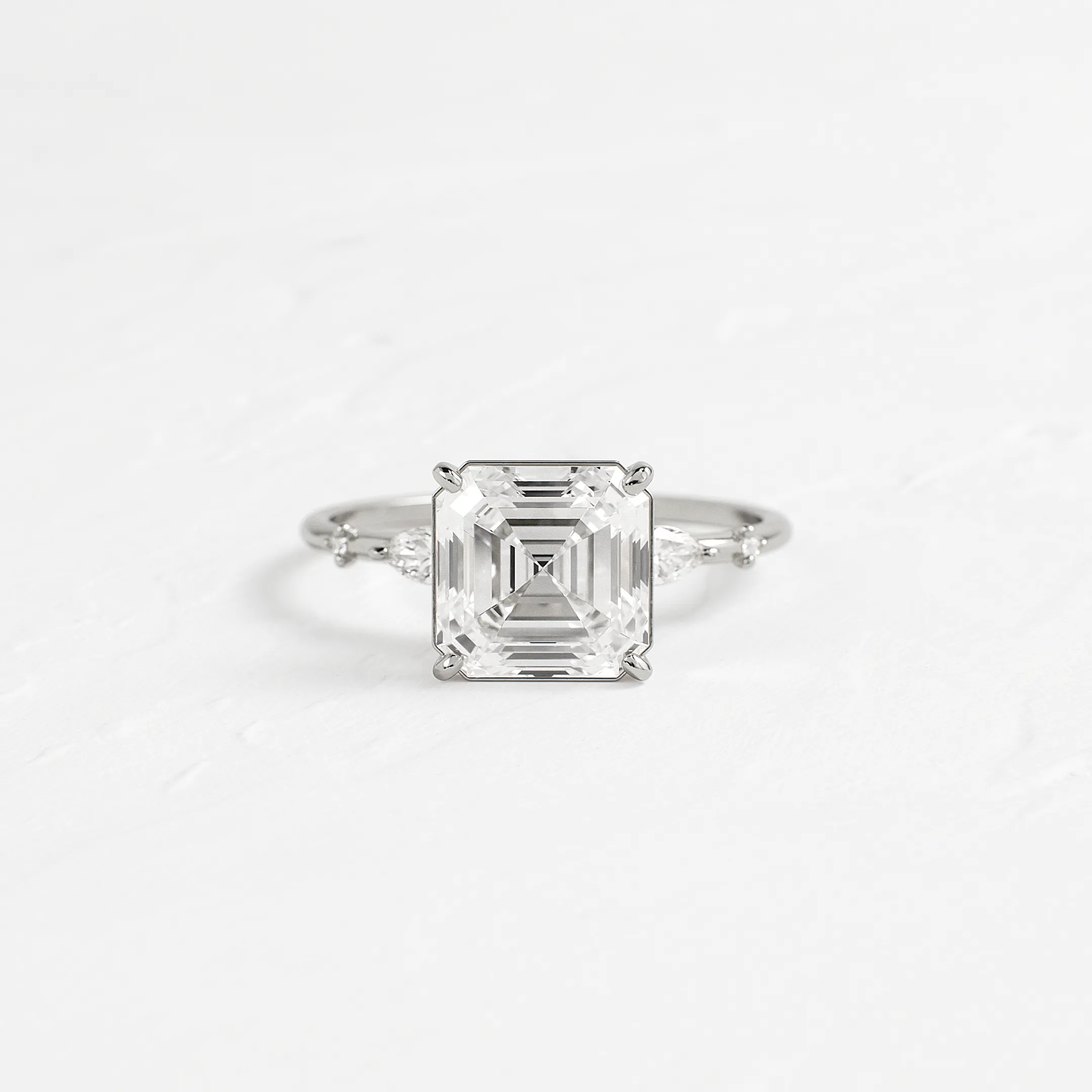 Windlass Ring, Asscher Cut