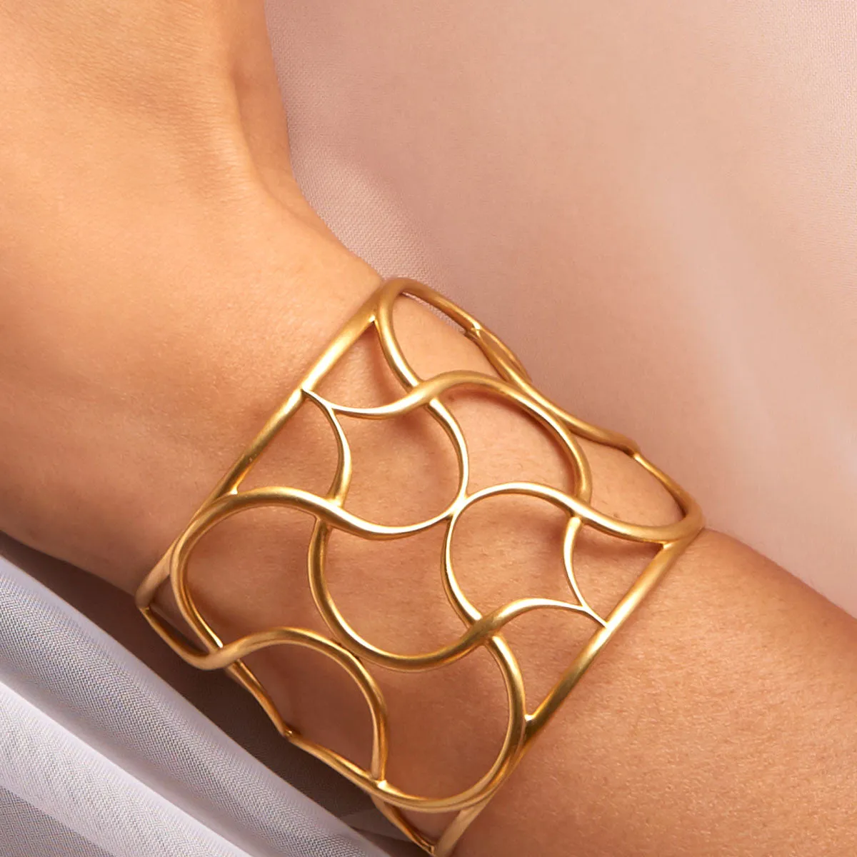 Yellow Gold Artemisia Cuff Bracelet