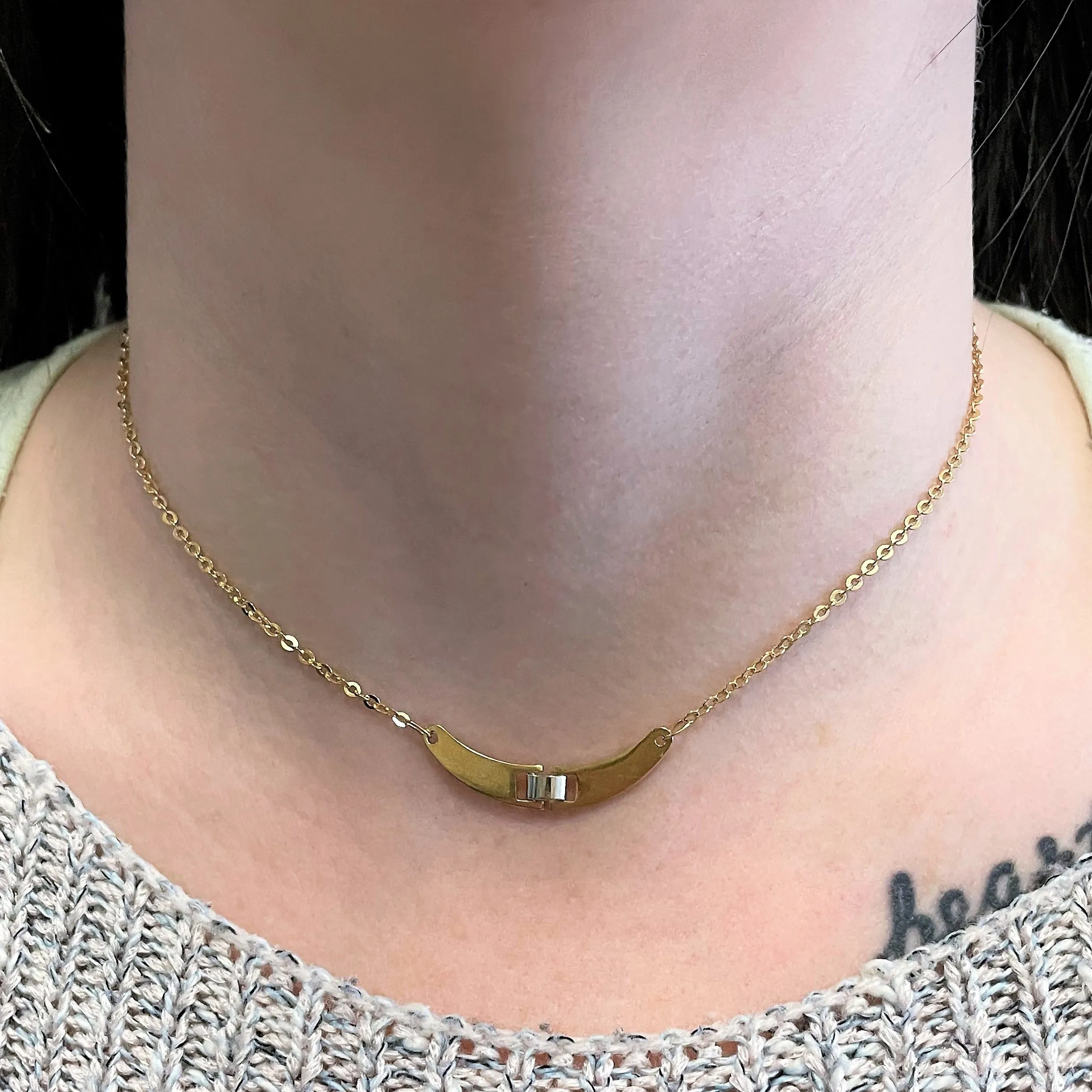 Yellow Gold Bar Necklace | 15" |